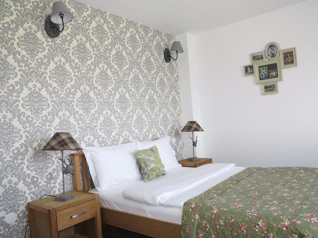 Pensiunea Doina Bucovinei Hotel Mînăstirea Humorului Eksteriør billede